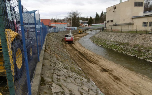 Zajištění svahu pod cyklostezkou v Jihlavě