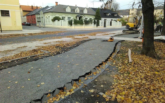 Stabilizace štěrkové stezky v centru Šternberka