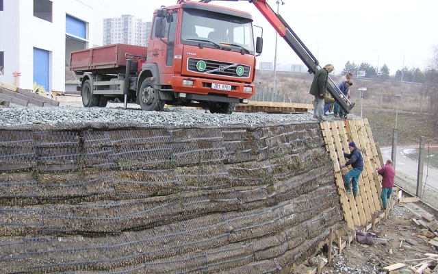 Rozšíření pozemku komerčního areálu v Brně