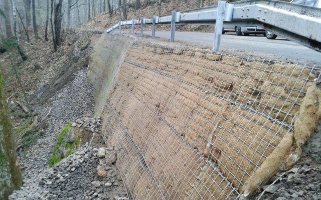 Sanace sesuvu komunikace v Jablonci nad Nisou