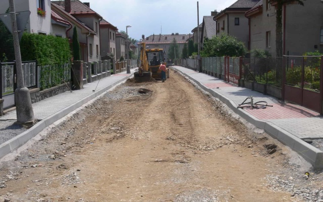 Stabilizace podkladních vrstev místní komunikace v Přibyslavi