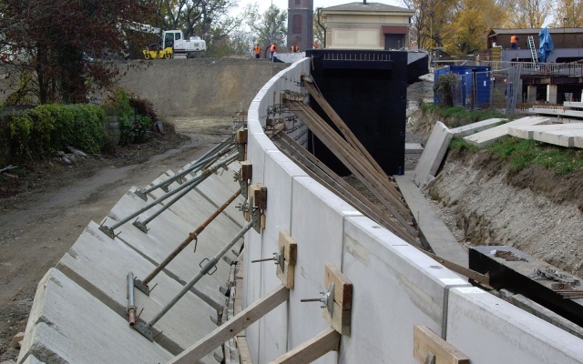 Bratislava, nosný systém MHD, rampa pro cyklisty