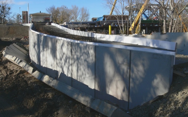 Bratislava, nosný systém MHD, rampa pro cyklisty