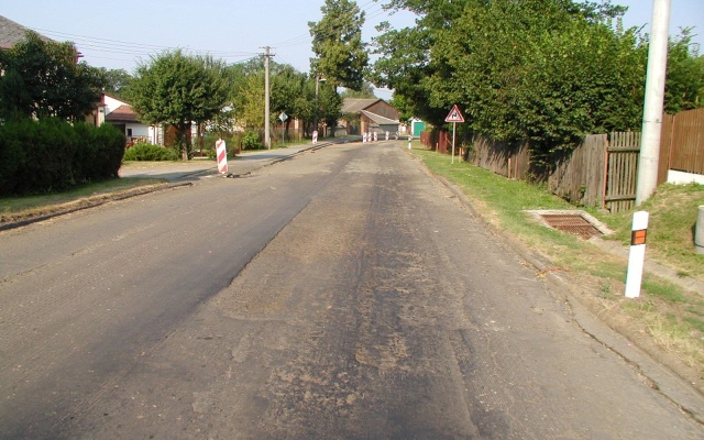 Rekonstrukce krytu vozovky v Ronově nad Sázavou
