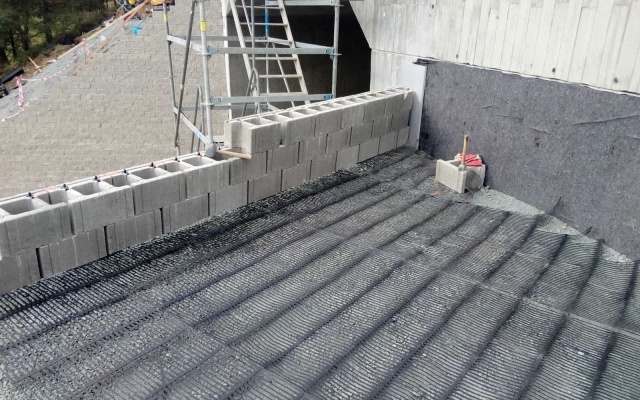 Modernizace D1, úsek 04, Ostředek - Šternov, vyztužená mostní křídla