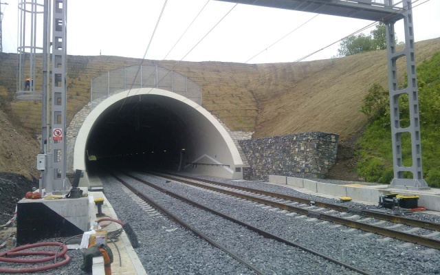 Zajištění portálu tunelu v Mostech u Jablunkova