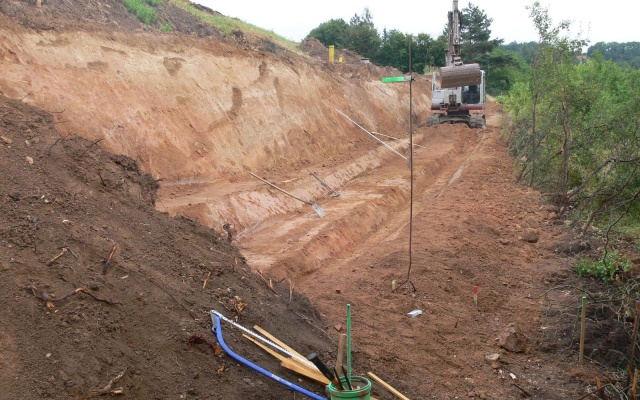 Úprava svažité parcely v Lelekovicích