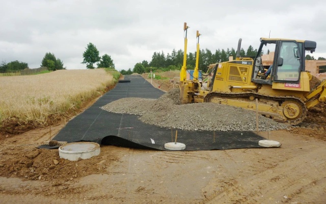 Zvýšení únosnosti podloží pod místní komunikací v Letovicích