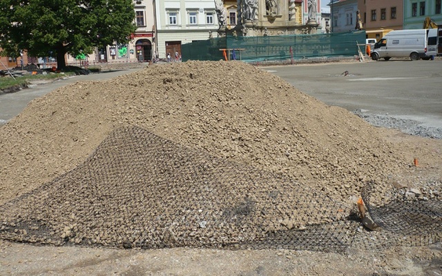 Stabilizace podkladních ploch náměstí v Uničově