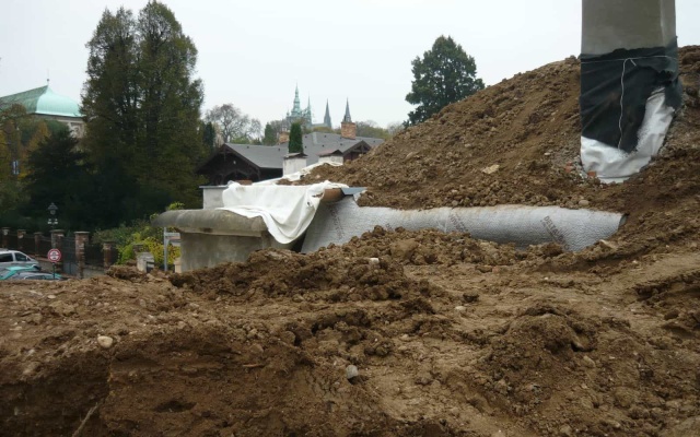 Zpevněné vyztužené svahy Písecké brány v Praze