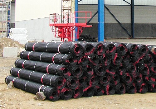 Manipulace, skladování a další pokyny k nakládání s geosyntetiky