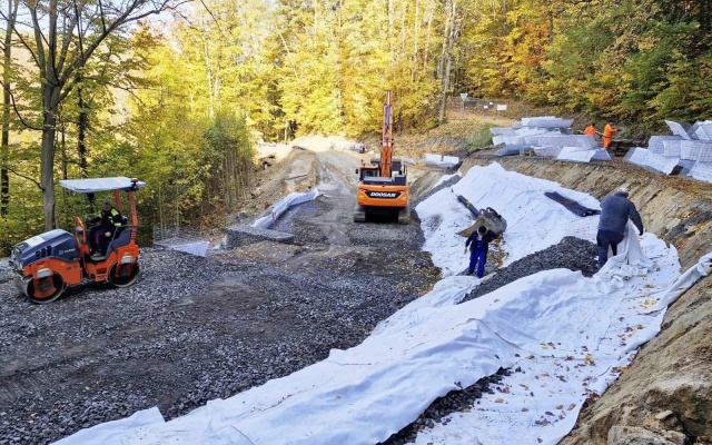 Sanace sesuvu svahu u obce Mírová pod Kozákovem