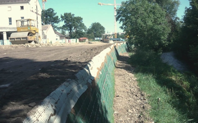 Strmý svah na nové tramvajové trati v Olomouci