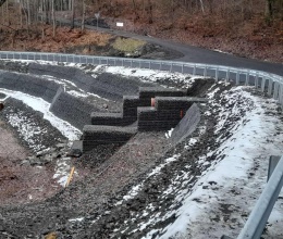 Sanace sesuvu svahu u obce Mírová pod Kozákovem