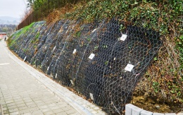 Zajištění stability svahu zemními kotvami na silnici III/48414 v Lubně