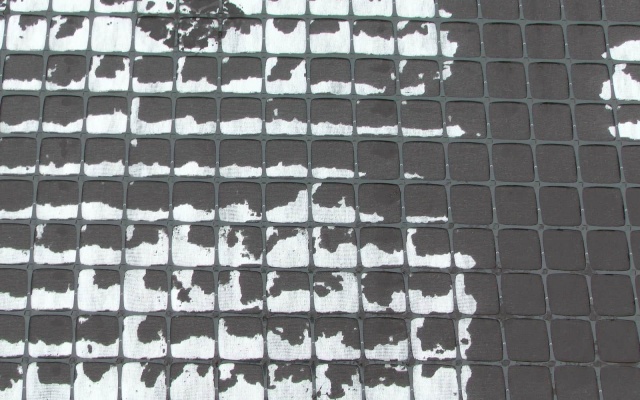 Vyztužení vrstev parkoviště v areálu Škoda v Mladé Boleslavi