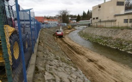 Zajištění svahu pod cyklostezkou v Jihlavě