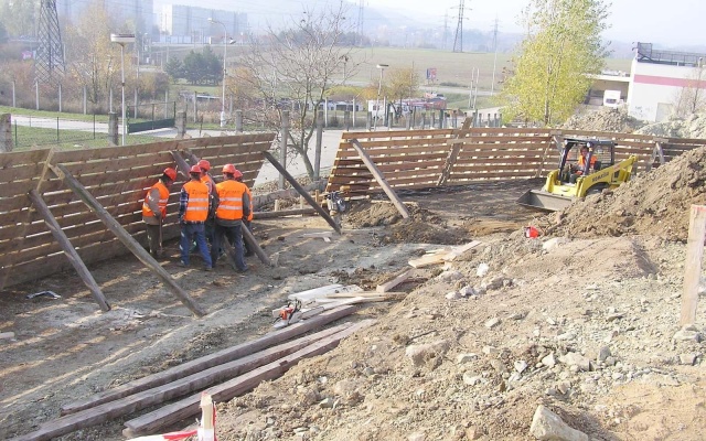 Rozšíření pozemku komerčního areálu v Brně