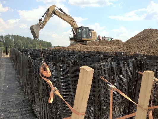 Geobuňková struktura jako prvek plošného zakládání