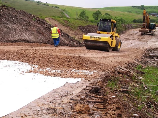 Evropské přístupy k řešení separace pomocí netkaných geotextilií