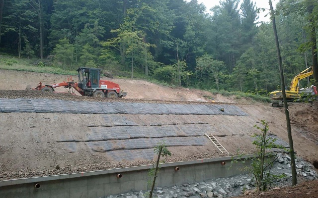 Zlatá Olešnice, Silnice I16 sanace havárie tělesa silničního náspu