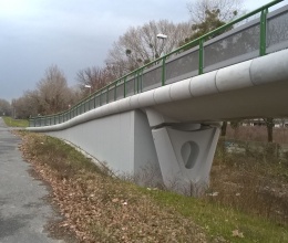 Bratislava, nosný systém MHD, rampa pro cyklisty