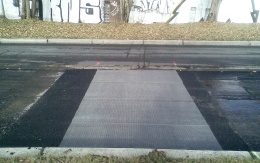 Lokální vyztužení povrchu vozovky v Praze