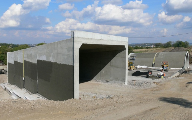 Opěrné zdi mostních objektů v Horním Žukově