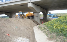 Protierozní ochrana svahů odvodňovacího příkopu v Popradu