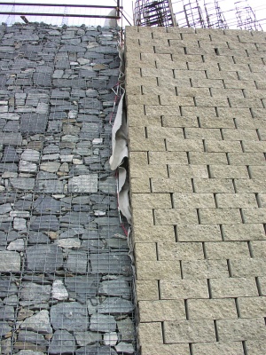 Mostní opěry dálniční estakády v Ostravě