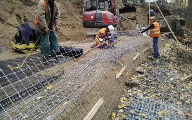 Sanace sesuvu komunikace v Jablonci nad Nisou