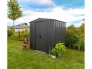 Plechový zahradní domek Spacemaker 65 na zahradě se zavřenými dveřmi