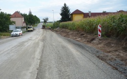 Podélné odvodnění komunikace v Dubu nad Moravou