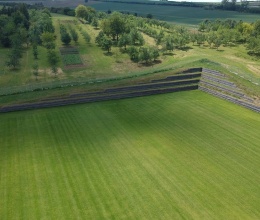 Sanace zárubní zdi na fotbalovém hřišti v Dolním Němčí